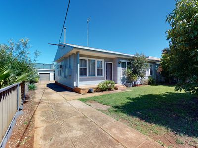 39 Leonard Street, Dubbo