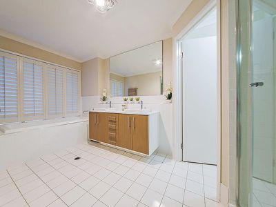 23 Brush Box Place, Wakerley