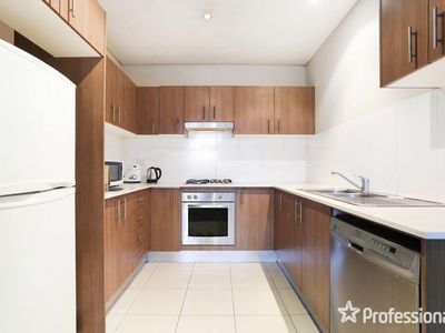 10 / 17-19 Hassall Street, Parramatta