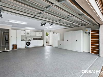 1 Lady Penrhyn Drive, Eli Waters