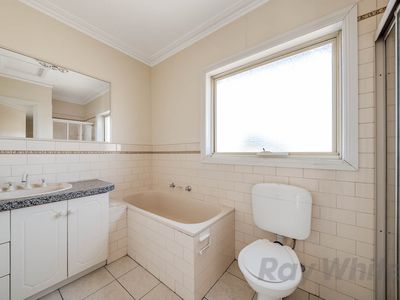 3 / 70 Pickett Street, Footscray