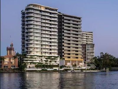 1504 / 15 Cannes Avenue, Surfers Paradise