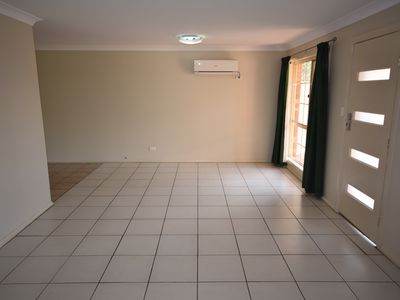 32 John Glenn Place, Dubbo