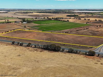 Lot 1, 1 Murray Valley Highway, Tyntynder South