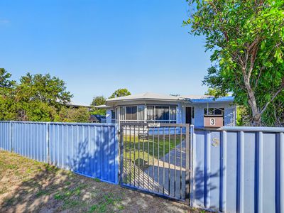 3 Oak Crescent, Bowen