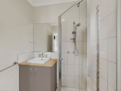 8 Light Fingers Street, Kurunjang