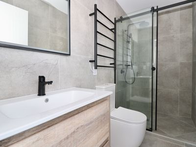 1 / 667 Great North Road, Grey Lynn