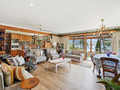 10 Crooked Tree Court, Nicholls Rivulet