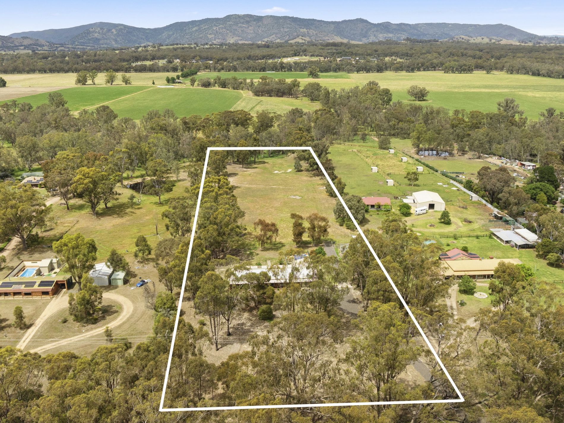 290 HIGHLANDS ROAD, Seymour