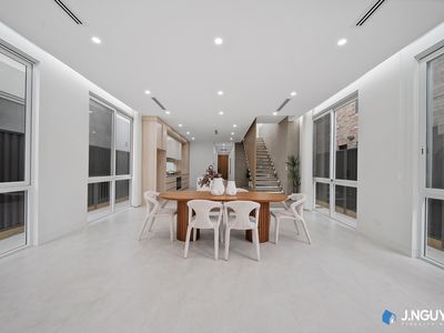 26 Water St, Cabramatta West