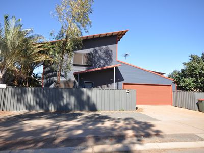 18D Somerset Crescent, South Hedland