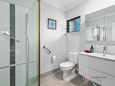 51 Ainslie Place, Smithfield