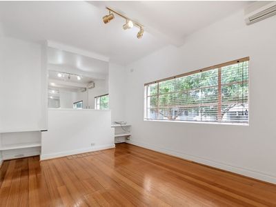 49 / 32 Queens Road, Melbourne