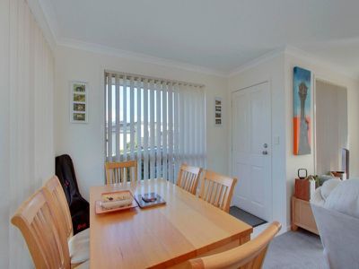 1 Brook Way, Kingston