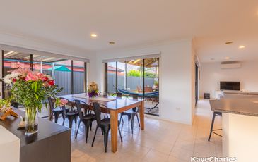 7 Castle Court, Beaconsfield