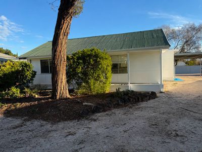 18 Walter Bull Crescent, Griffith