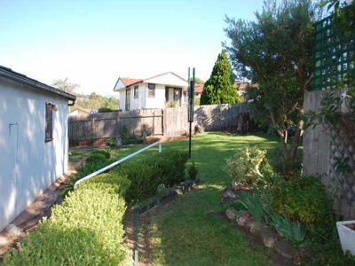 30 Gilba Road, Koonawarra
