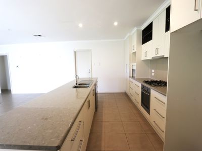 21 Mayflower Court, Mount Gambier