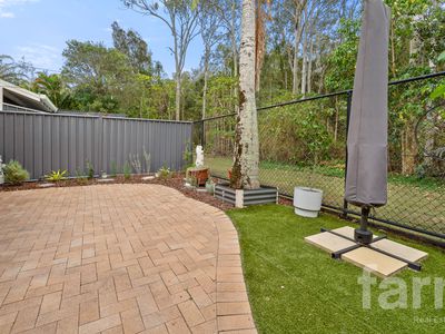 18 / 27 Rain Tree Glen, Coombabah