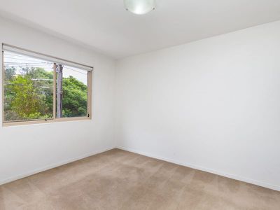 6 / 92 Moonbie Street, Summer Hill