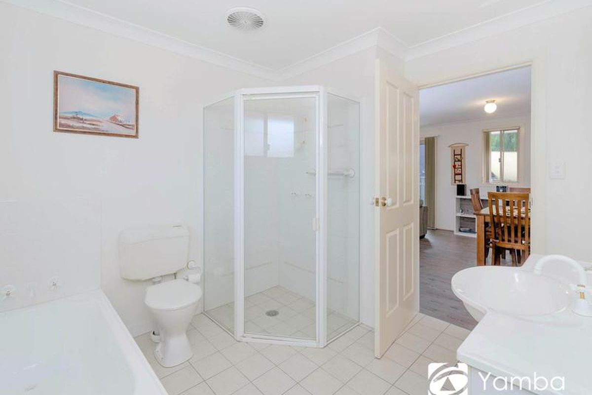 1 / 15A Shores Drive, Yamba