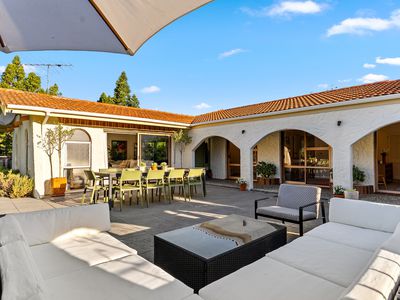 84 Chelsea View Drive, Chatswood