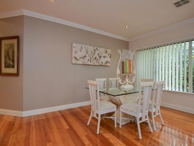 5 Smythe Drive, Broadwood