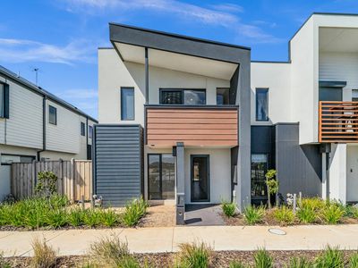 3 Prune Walk, Manor Lakes