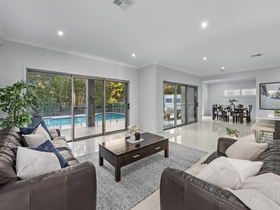 12 Birkdale Circuit, North Lakes