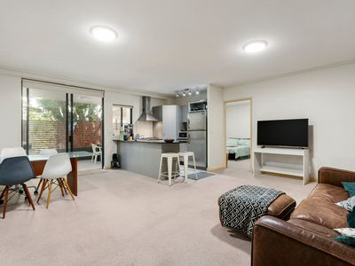 99 / 3 Land Street, Toowong