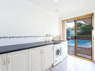 1 Jackson Avenue, Winthrop