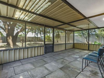 5 Newquay Close, Yanchep