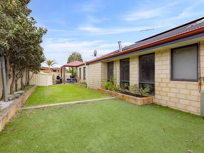 2 Neroli Link, Atwell