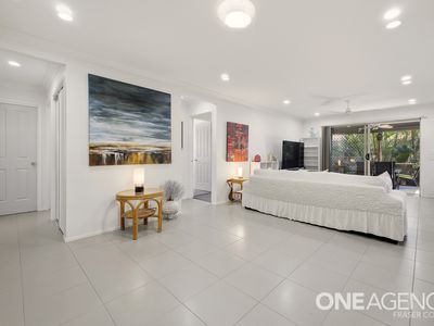 132 / 230 Pulgul Street, Urangan