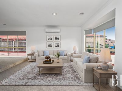 22 Lakeside Drive, Hidden Valley