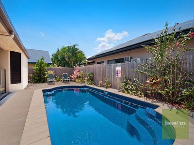 10 Moreton Ash Drive, Douglas