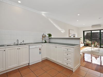 2 / 110 Weller Street, Geelong West