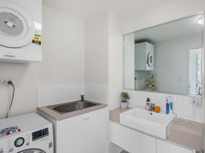 10 / 28 Goodwood Parade, Burswood