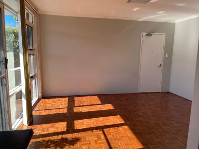 1 / 2 Brittain Crescent, Hillsdale