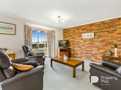 8 Timbarra Drive, Golden Square