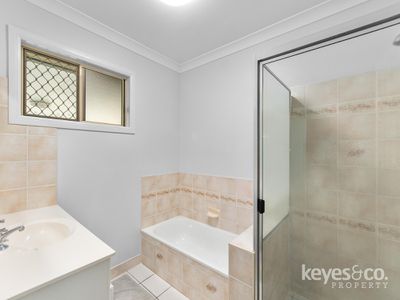 7 Niall Court, Annandale