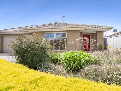 9 Cape Barron Drive, Lara