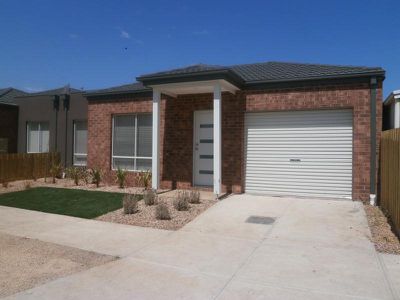 90B Tarneit Street, Werribee