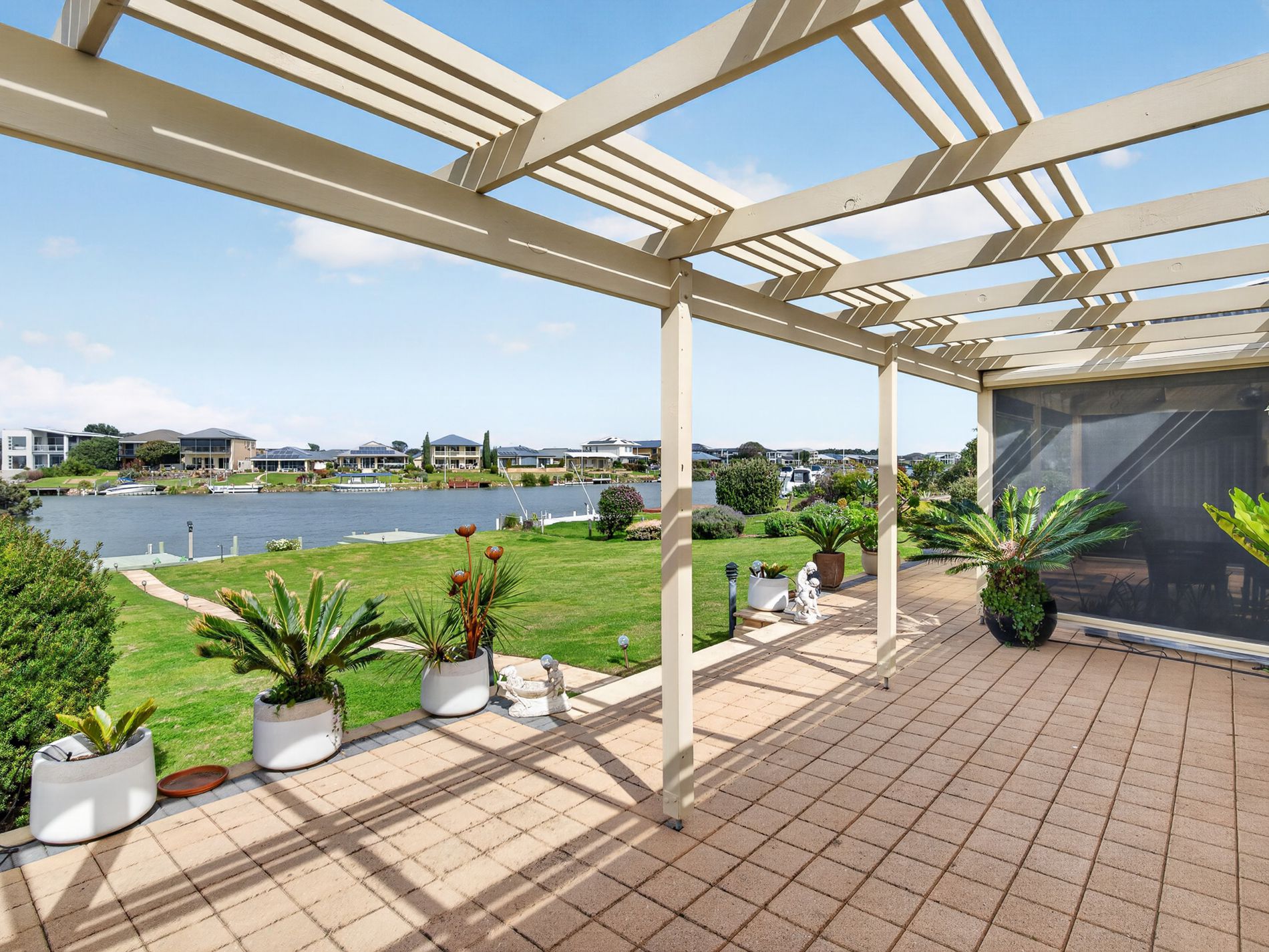 15 Britannia Parade, Hindmarsh Island