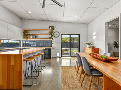 18 Mabel Street, Beachport