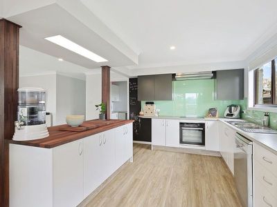 30 Lachlan Crescent, St Georges Basin