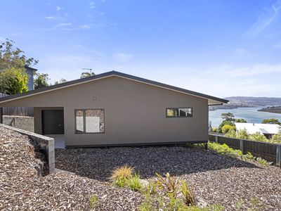 34 Falcon Street, Primrose Sands