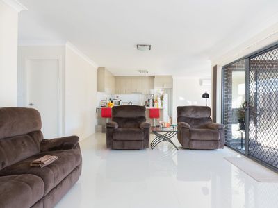 10 / 126 Kanahooka Road, Kanahooka