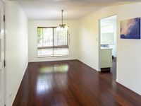 4 Wyambi Place, Middle Park