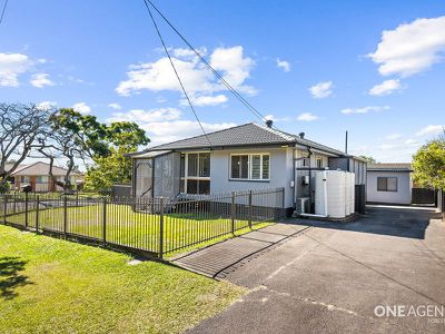 33 Ursa St, Inala